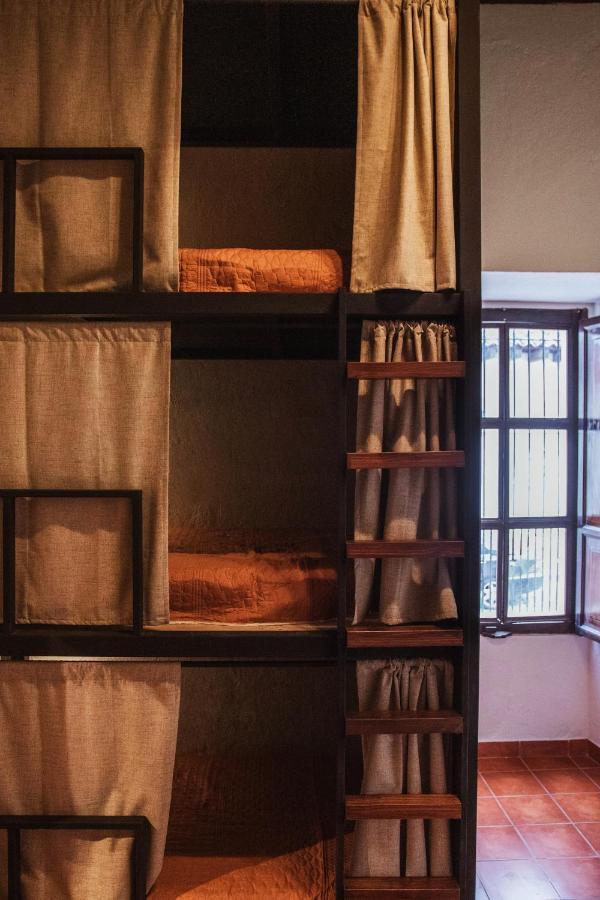Flore Hostel Antigua Екстериор снимка