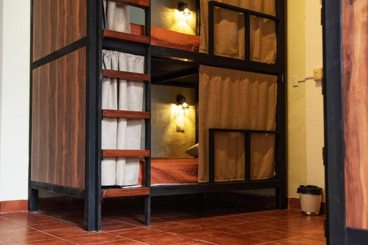 Flore Hostel Antigua Екстериор снимка
